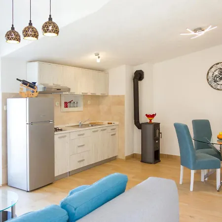 Val I Sol * Mali Drvenik