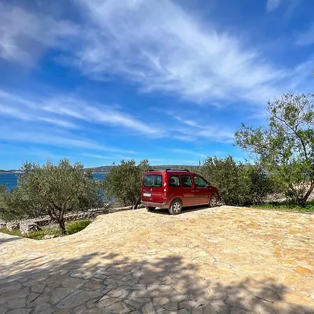 Val I Sol مالي درفينيك